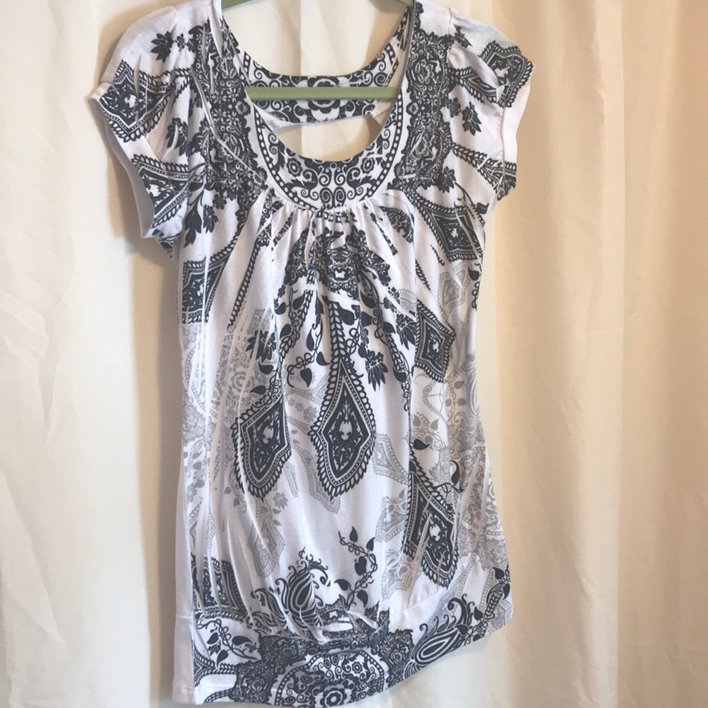 Cute top!!